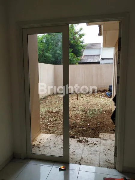 image RUMAH BARU SIAP HUNI SUVARNA SUTERA (5)