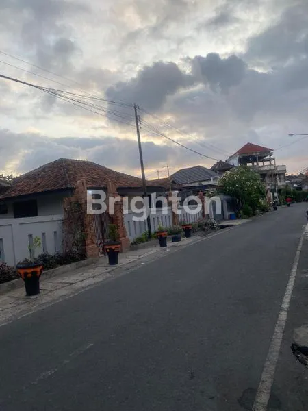 image DIJUAL CEPAT RUMAH DI PINGGIR JALAN UTAMA DAERAH MONANG MANING STRATEGIS UNTUK HUNIAN DAN BISNIS (6)