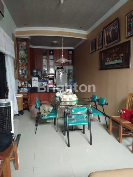 image RUMAH KLASIK TERAWAT SIAP HUNI!! SUTOREJO SURABAYA (4)