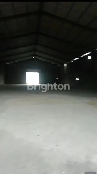 image GUDANG DI JALAN POROS SUMBERPASIR PAKIS MALANG (3)