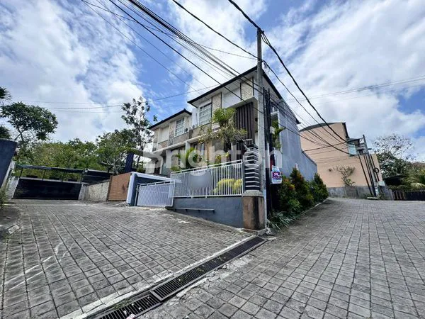 image RUMAH 3 LANTAI FULL FURNISHED AREA JIMBARAN (8)