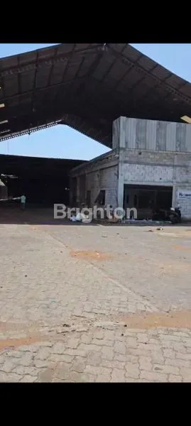 image DI SEWAKAN GUDANG SIAP PAKAI SANGAT STRATEGIS 0 JALAN UTAMA (3)