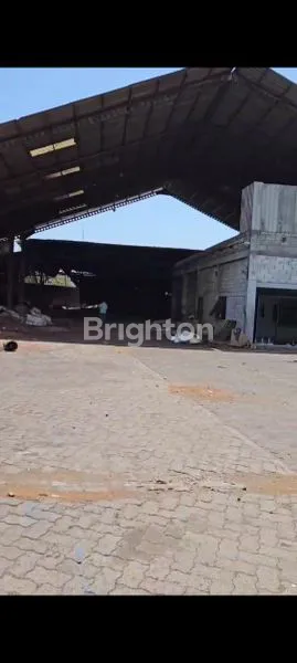 image DI SEWAKAN GUDANG SIAP PAKAI SANGAT STRATEGIS 0 JALAN UTAMA (4)