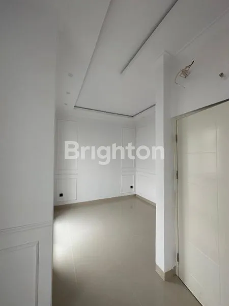 image RUMAH 2,5 LANTAI DALAM CLUSTER SIAP HUNI DI GRAND WISATA BEKASI (5)