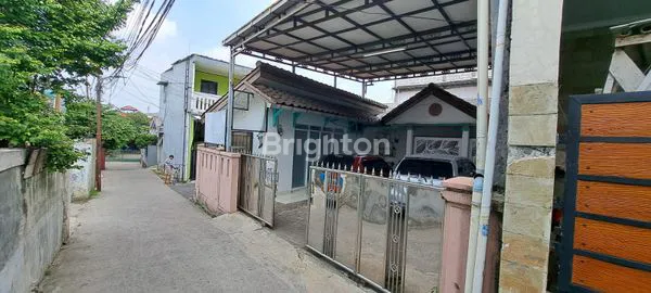 image RUMAH LAMA PINGGIR JALAN LAYAK HUNI 3 LANTAI (2)