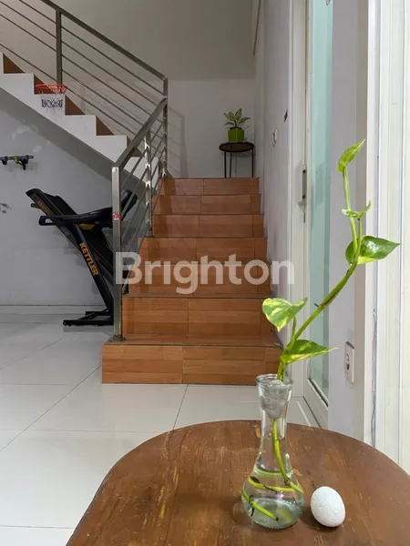 image GAYUNG KEBONSARI SEMI FURNISH COCOK UNTUK RUMAH TINGGAL / TEMPAT USAHA (2)