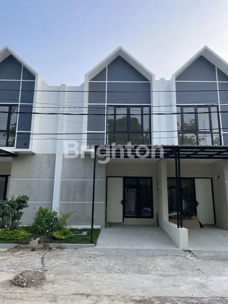 image RUMAH 2 LANTAI DI RUNGKUT ASRI TIMUR PURI88. (1)