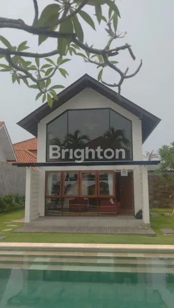DI SEWAKAN VILLA MEZZANINE IN BATUBELIG