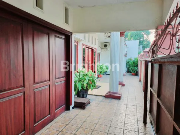 image RUMAH POJOK MEWAH GADING FAJAR 2 COCOK BUAT USAHA (6)