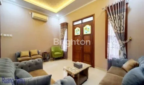 image RUMAH MEWAH 2 LANTAI DI CIRACAS,  JAKARTA TIMUR (2)