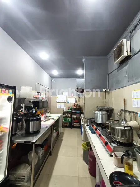 image BANGUNAN RESTO DI KAWASAN UTAMA TURIS PANTAI SANUR (4)