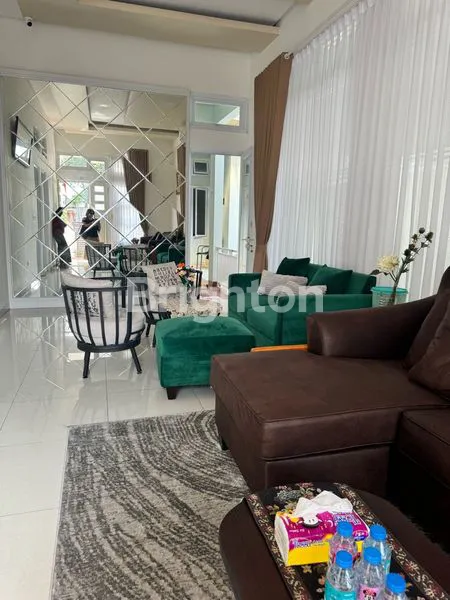 image RUMAH CANTIK SIAP HUNI DI SERSAN BAJURI BANDUNG (8)