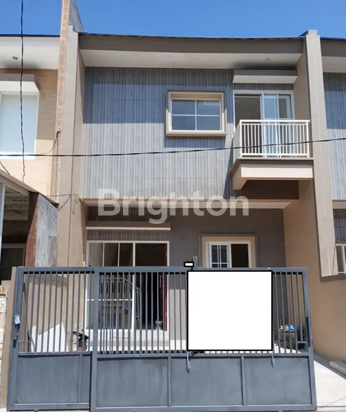 image RUMAH BARU 2 LANTAI DI MULYOSARI SURABAYA (1)