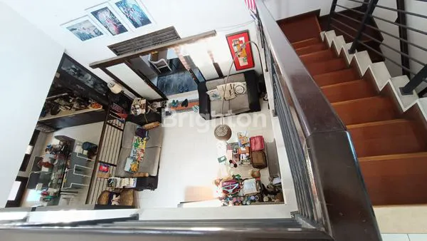 image RUMAH TENGAH KOTA SURABAYA DEKAT TUNJUNGAN PLAZA DELTA PLAZA KAMPUS UNAIR KERTAJAYA GUBENG PEMUDA  (5)