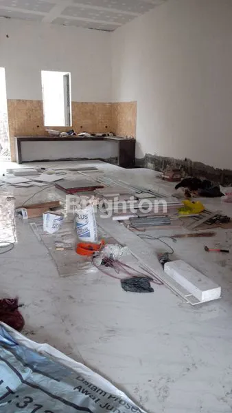 image NEW MINIMALIS MEWAH JEMURSARI SELATAN ON PROGRES 1LANTAI ROW 2.5 MOBIL (5)