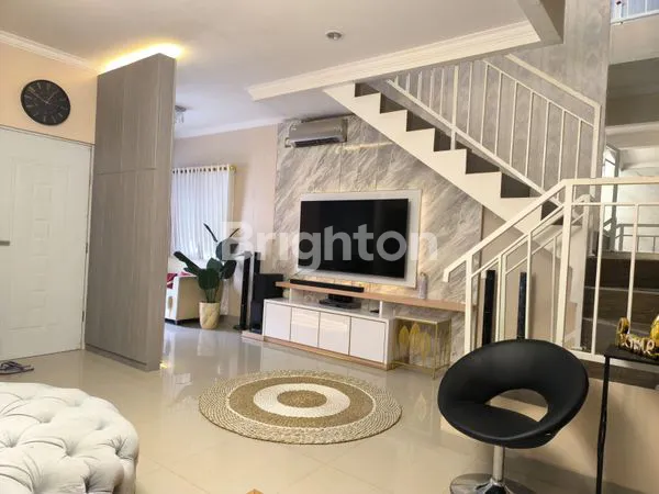 image RUMAH MODERN FURNISHED, DEKAT BPK PENABUR SUDIRMAN (1)
