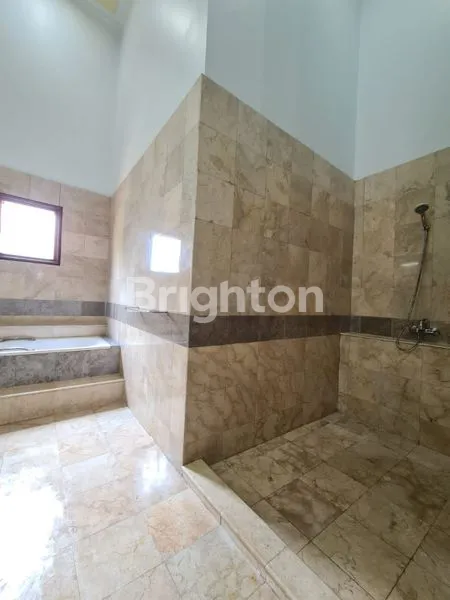 image DI SEWA RUMAH MEWAH 2 LANTAI DI CILANDAK TIMUR (7)