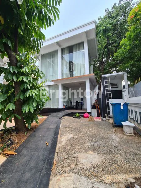 image DI SEWA RUMAH MEWAH 2 LANTAI DI CILANDAK TIMUR (2)