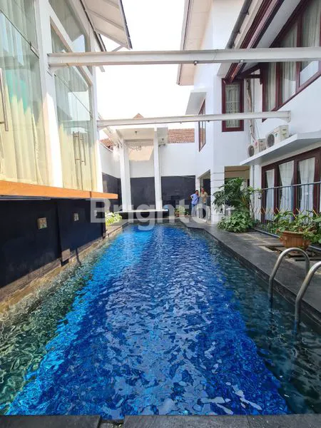 image DI SEWA RUMAH MEWAH 2 LANTAI DI CILANDAK TIMUR (8)