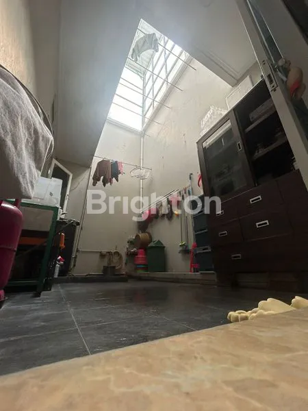 image RUMAH BESAR HIGH CEILING MODERNLAND (5)