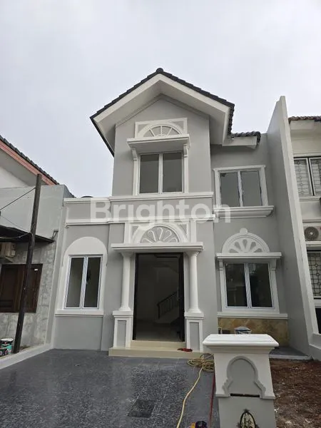 image RUMAH SIAP HUNI 2 LANTAI DI LEGENDA WISATA CIBUBUR GUNUNG PUTRI BOGOR (1)