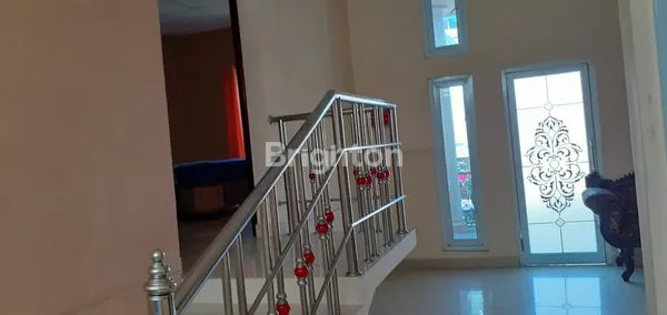 image SEWA RUMAH 5BR MOH YAMIN DENGAN LOKASI YANG STRATEGIS (6)
