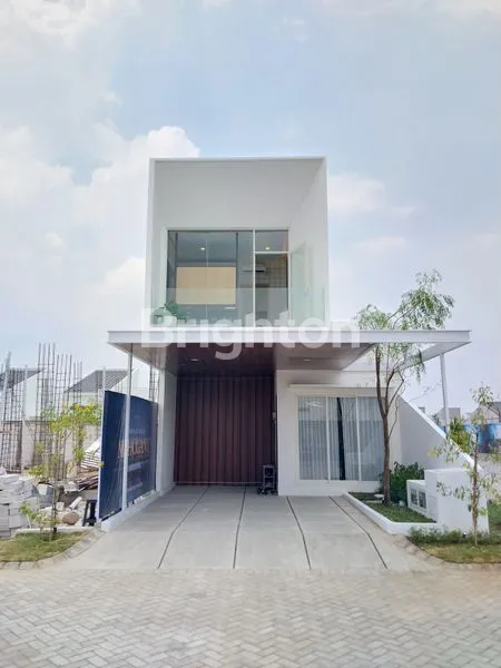 image RUMAH BAGUS 2 LANTAI DENGAN KOLAM RENANG BUDURAN SIDOARJO (1)