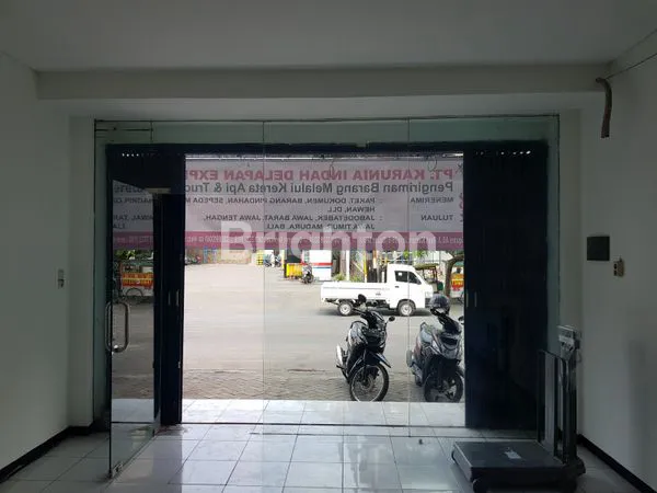 image RUKO 3 LANTAI NOL JALAN KLAMPIS JAYA STRATEGIS RAMAI (7)