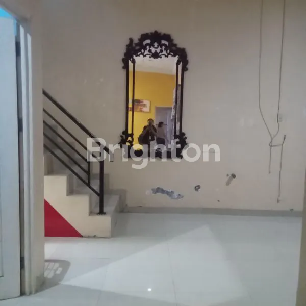 image RUMAH TEMPAT TINGGAL DI PERUMAHAN KARYAJAYA (2)