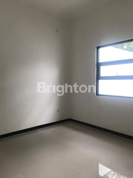 image RUMAH CANTIK BARU SIAP HUNI (5)