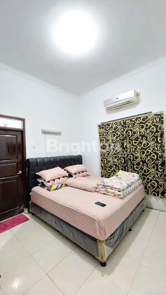 image RUMAH NYAMAN CANTIK BISA USAHA UNTUK BUTIK ATAU KLINIK. (5)