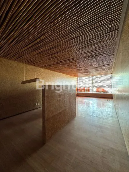 image RUKO 3 LANTAI LUAS STRATEGIS DIPONEGORO DENPASAR (6)