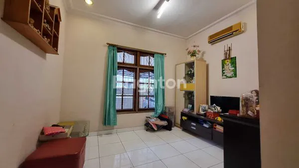 image RUMAH JELAMBAR 2 LANTAI STRATEGIS DEKAT TOL ANGKE (5)