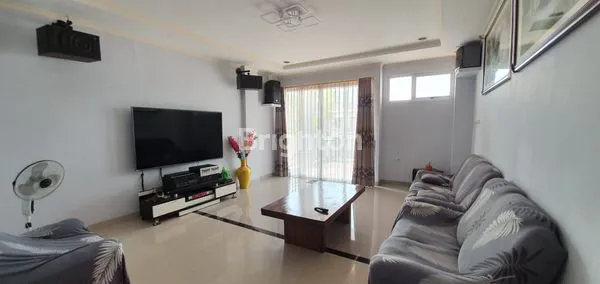 image RUMAH SIAP HUNI 3 LANTAI DI CLUSTER ROYAL CIBUBUR COUNTRY CIKEAS GUNUNG PUTRI BOGOR (4)