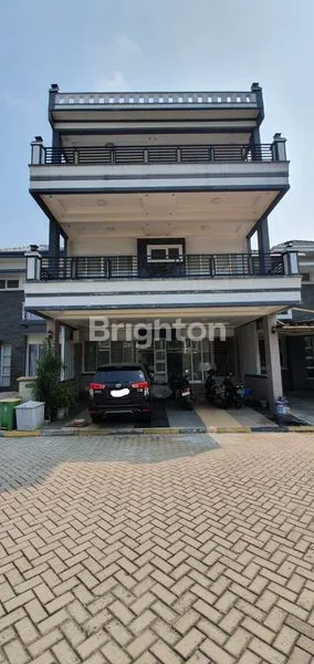 image RUMAH SIAP HUNI 3 LANTAI DI CLUSTER ROYAL CIBUBUR COUNTRY CIKEAS GUNUNG PUTRI BOGOR (1)