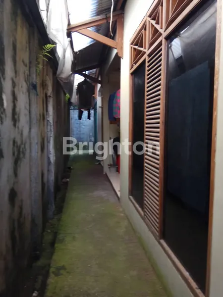 image RUMAH PINGGIR JALAN RAYA  (2)