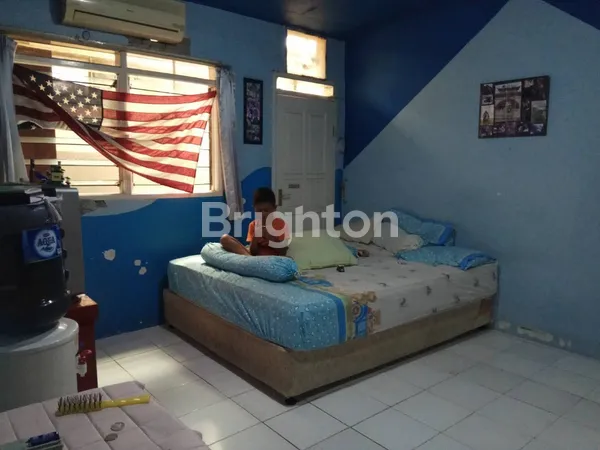 image RUMAH PINGGIR JALAN RAYA  (6)