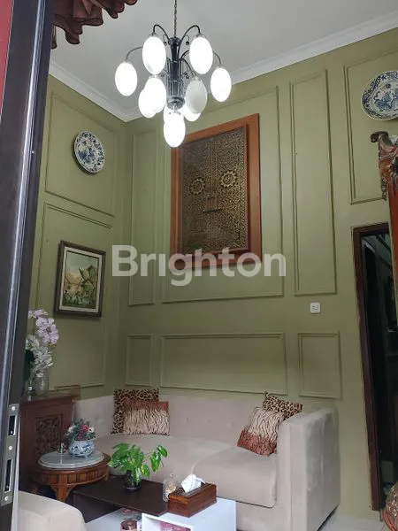 image BUTUH LAKU SEGERA RUMAH INDUK  RUMAH KOS AKTIF  DIJUAL SEGERA (6)