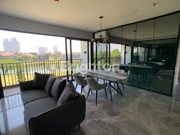 image LUXURIOUS CONDO GOLF VIEW (1)