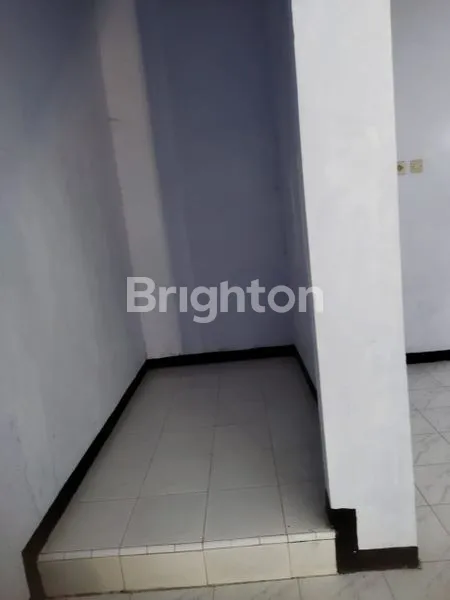 image RUMAH SIAP HUNI DEKAT ROXY JEMBER (4)