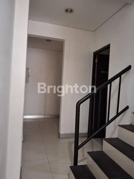 image RUKO JL RAYA JEMURSARI MASIH BAGUS DAN STRATEGIS DI SURABAYA (7)