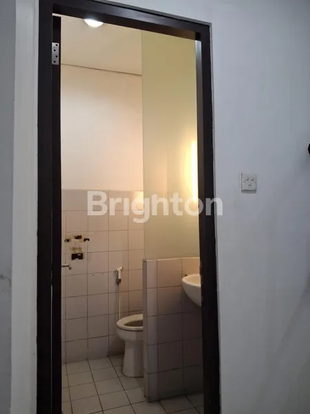 image RUKO JL RAYA JEMURSARI MASIH BAGUS DAN STRATEGIS DI SURABAYA (8)