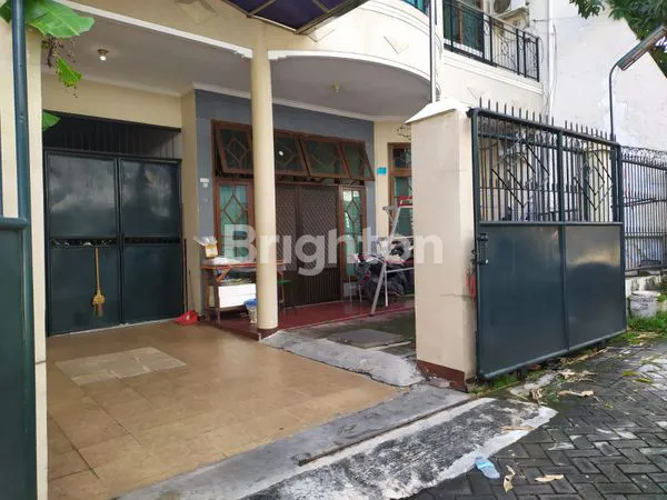 image RUMAH SIAP HUNI LOKASI SANGAT STRATEGIS DAN KOMERSIAL (5)