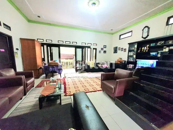 image RUMAH SEMIFURNISH SAYAP TAMAN KOPO INDAH 3  (2)