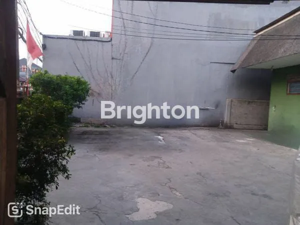 TANAH BONUS RUMAH KOS,LT757M2,SHM,JALAN 2 MOBIL,GARASI 3MOBIL,COCOK KOS2AN,KANTOR DLL,SELANGKAH PASAR DAN MALL