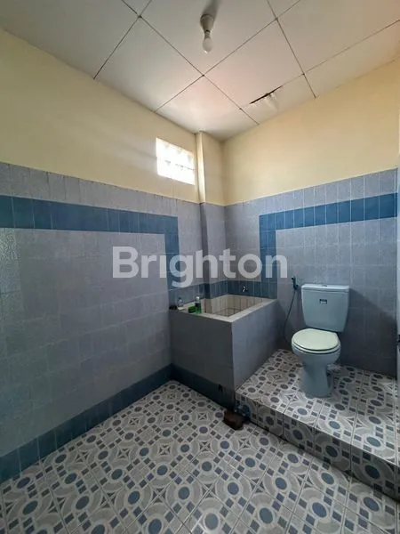 image RUKO 3 LANTAI TENGAH KOTA SOLO DI AREA PERDAGANGAN (8)