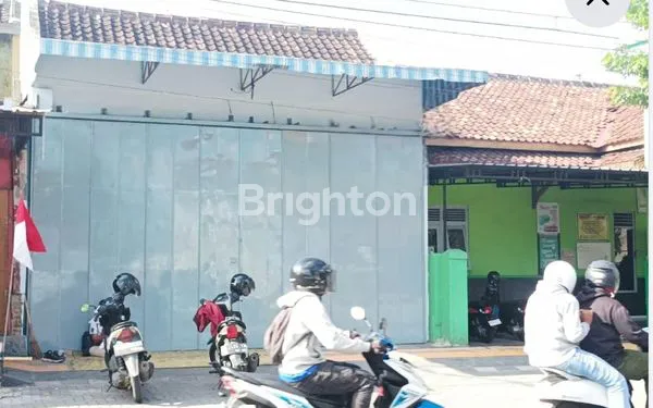 RUKO DAN GUDANG LUAS 471 M² DI KLATEN