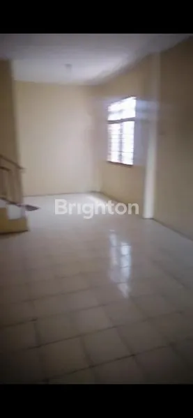 image RUKO INTERKOTA 3.5 LANTAI HOEK CENGKARENG (3)