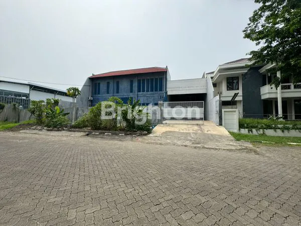 image GUDANG SIAP HUNI LOKASI STRATEGIS (1)