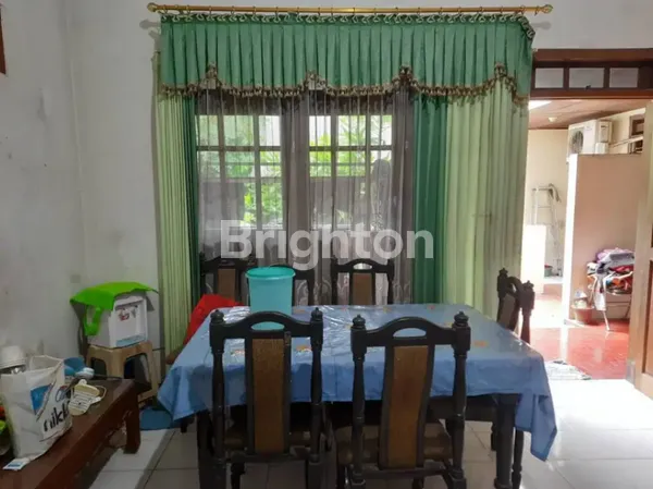 image RUMAH RAYA SIMPANG DARMO PERMAI SELATAN DEKAT HR MUHAMMAD, DEKAT PAKUWON MALL PTC (3)